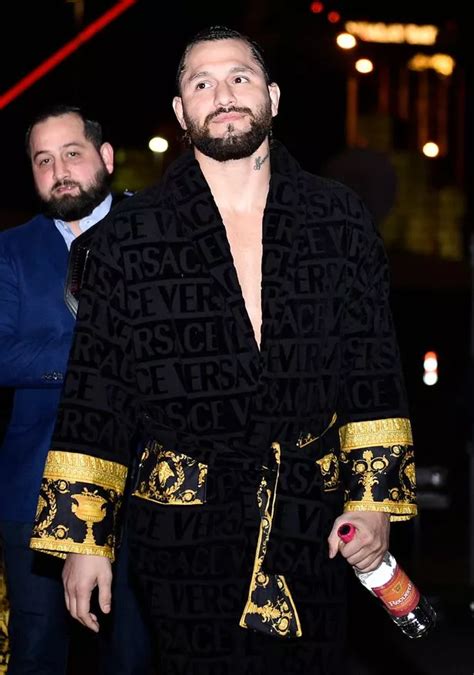 McGregor confused by Jorge Masvidal’s Versace robe  